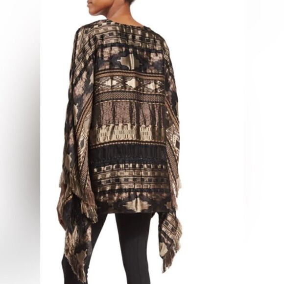 Ralph Lauren, 2016 Runway Collection Filipa Fringe Trim Top - Picture 17 of 17